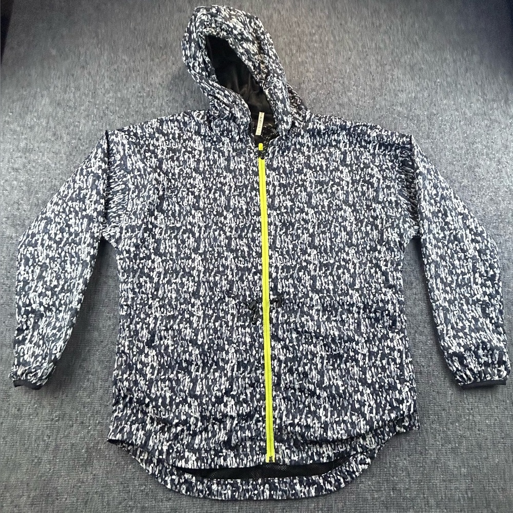 Fabletics Siena Windbreaker Jacket- Tonal Confetti Print/ Firefly Size M